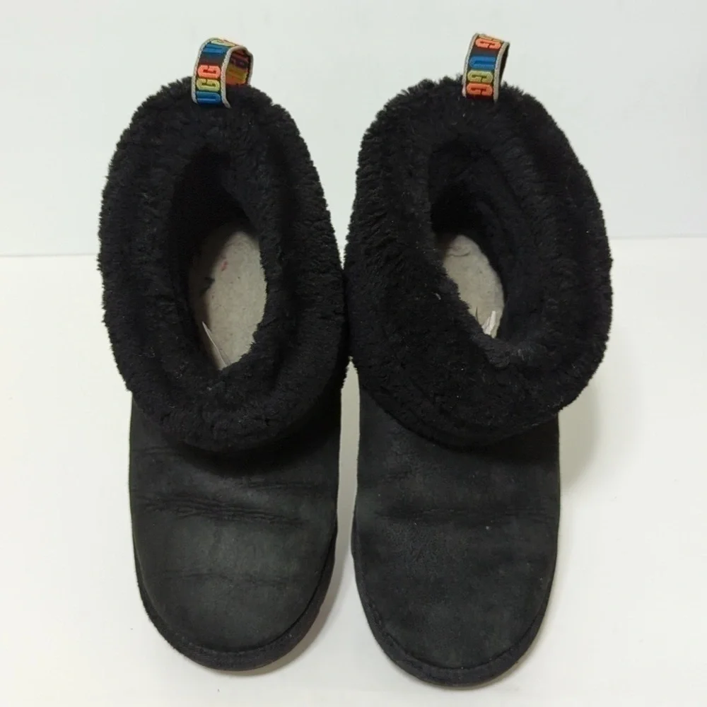 UGG classic Mini fluff quilted rainbow ankle boot big girl size 5/ woman size 6